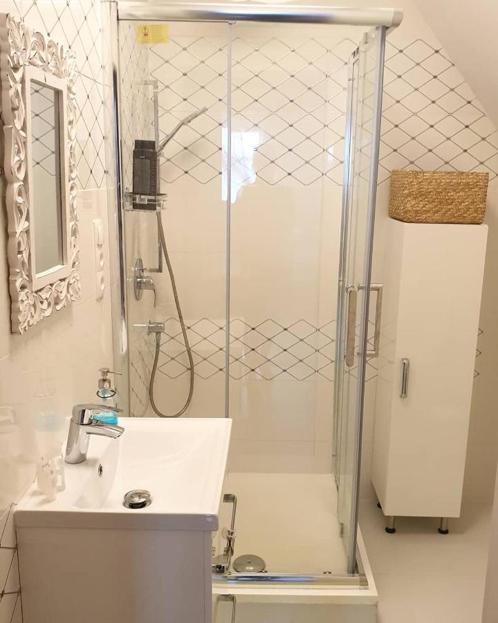 Malowniczy Zakatek W Dercu Exteriör bild